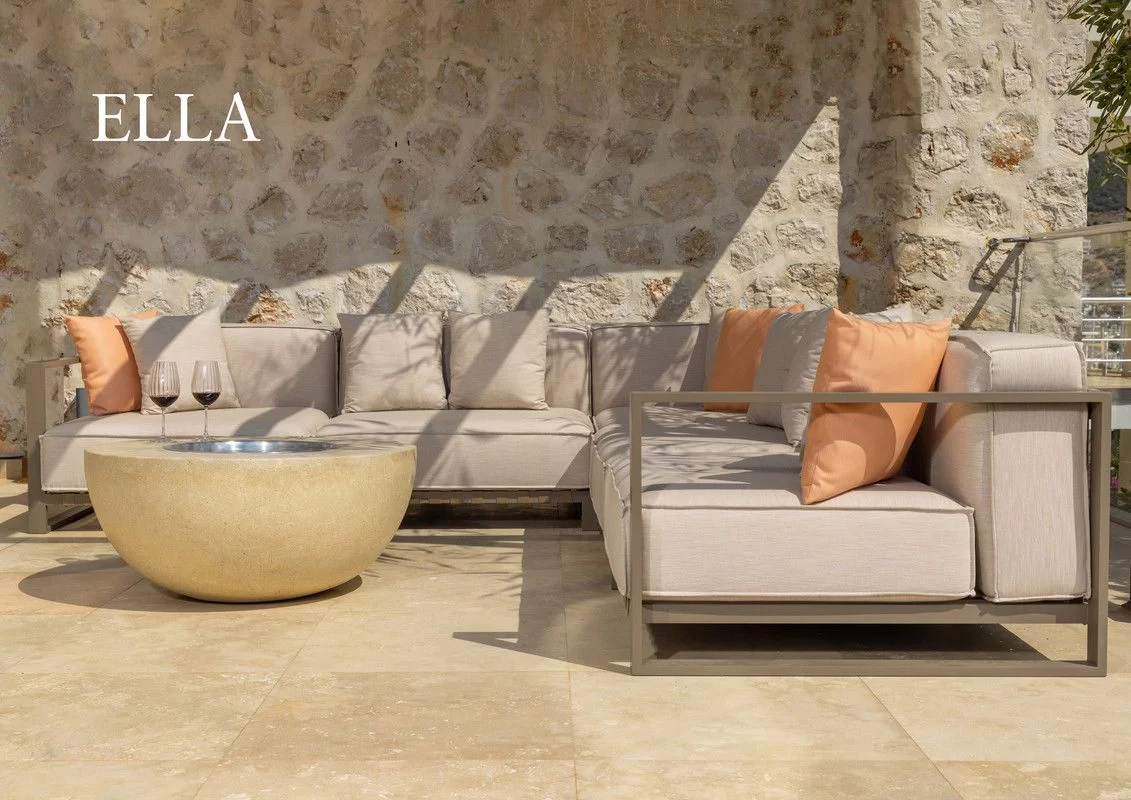 The Sofa & Chair Company Bespoke Bench inMonsieur Baudelaire Terracotta & Natural Oak Finish?>
