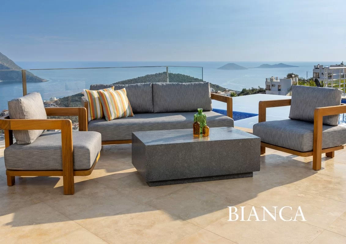 The Sofa & Chair Company Bespoke Bench inMonsieur Baudelaire Terracotta & Natural Oak Finish?>