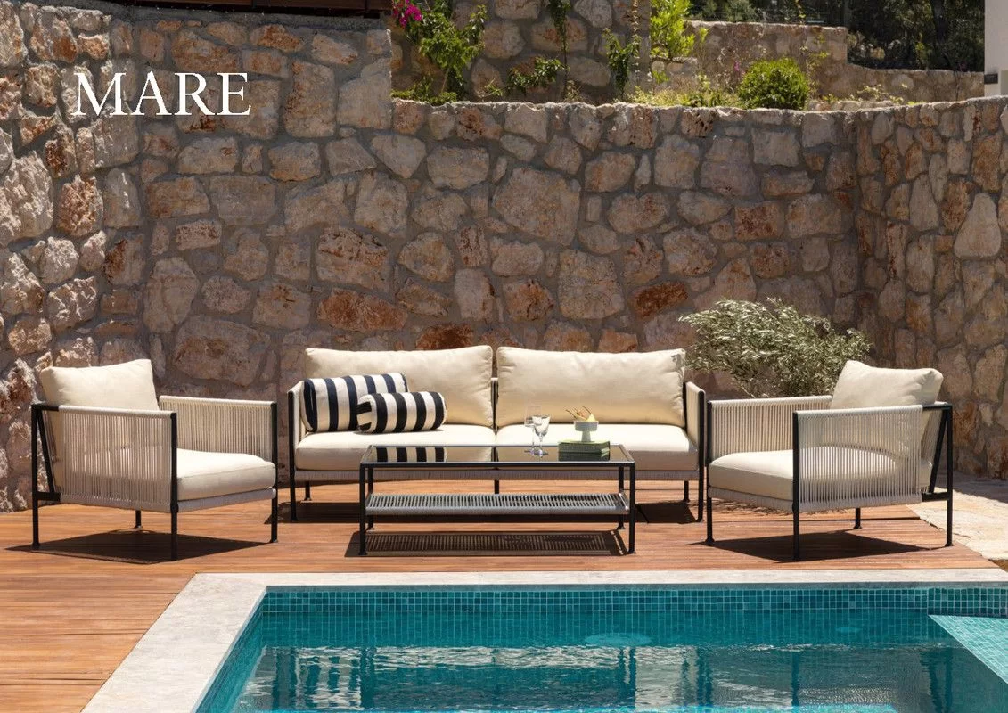 The Sofa & Chair Company Bespoke Bench inMonsieur Baudelaire Terracotta & Natural Oak Finish?>