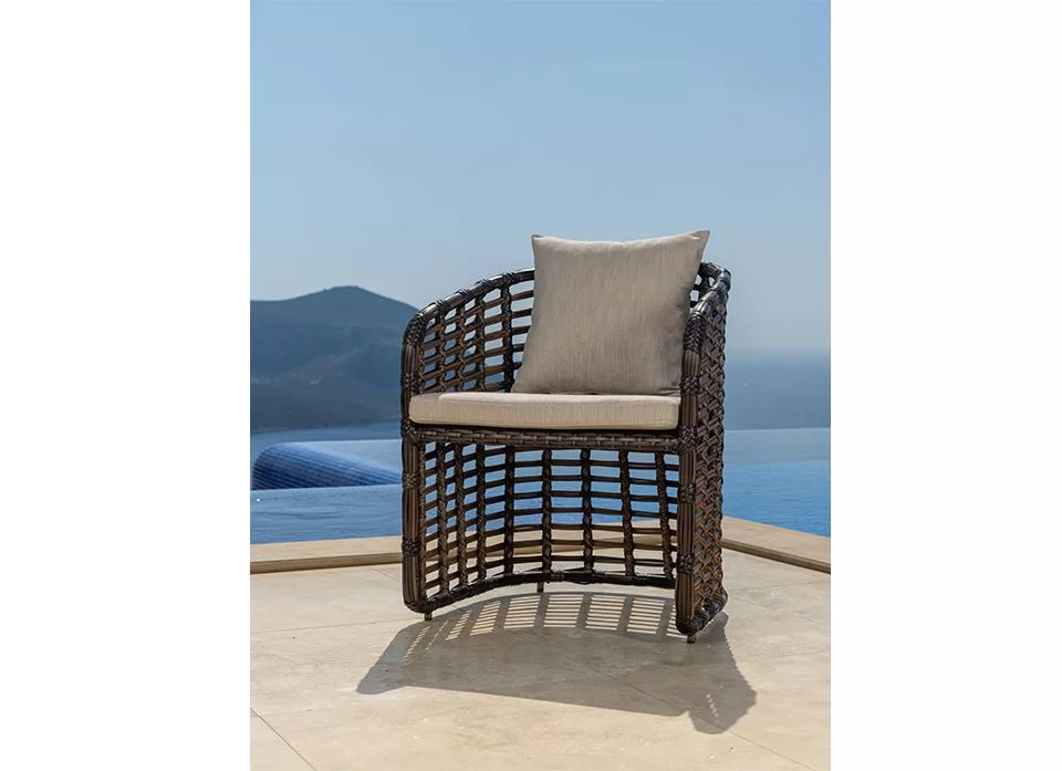 The Sofa & Chair Company Bespoke Bench inMonsieur Baudelaire Terracotta & Natural Oak Finish?>