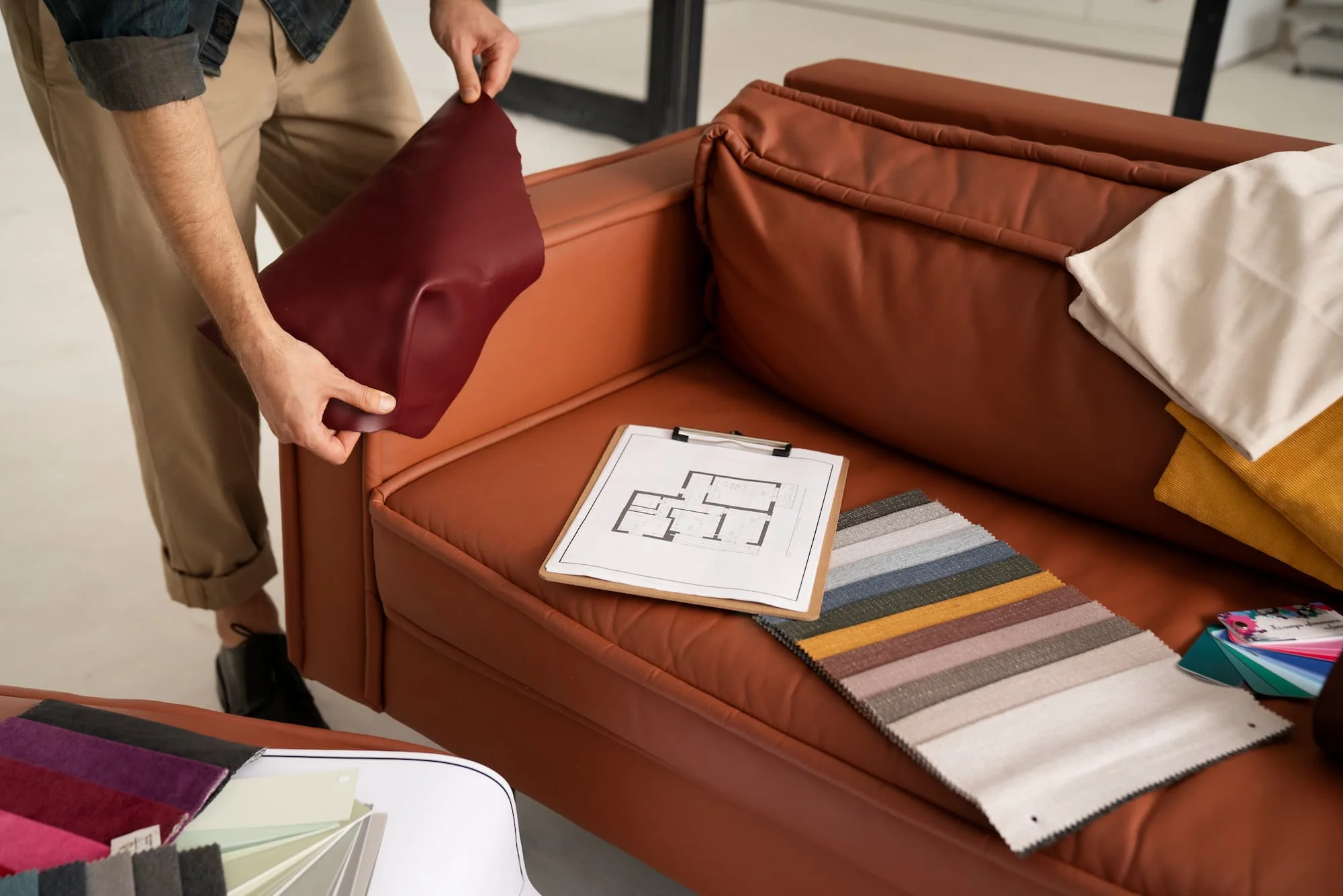 Stapling chair base